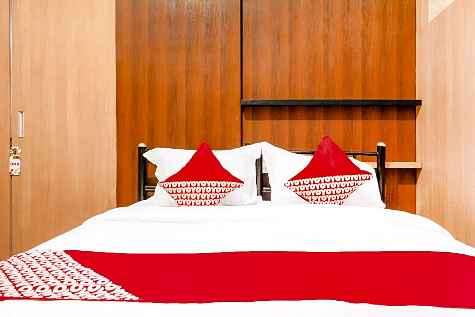 OYO 789 Pelangi Guest House
