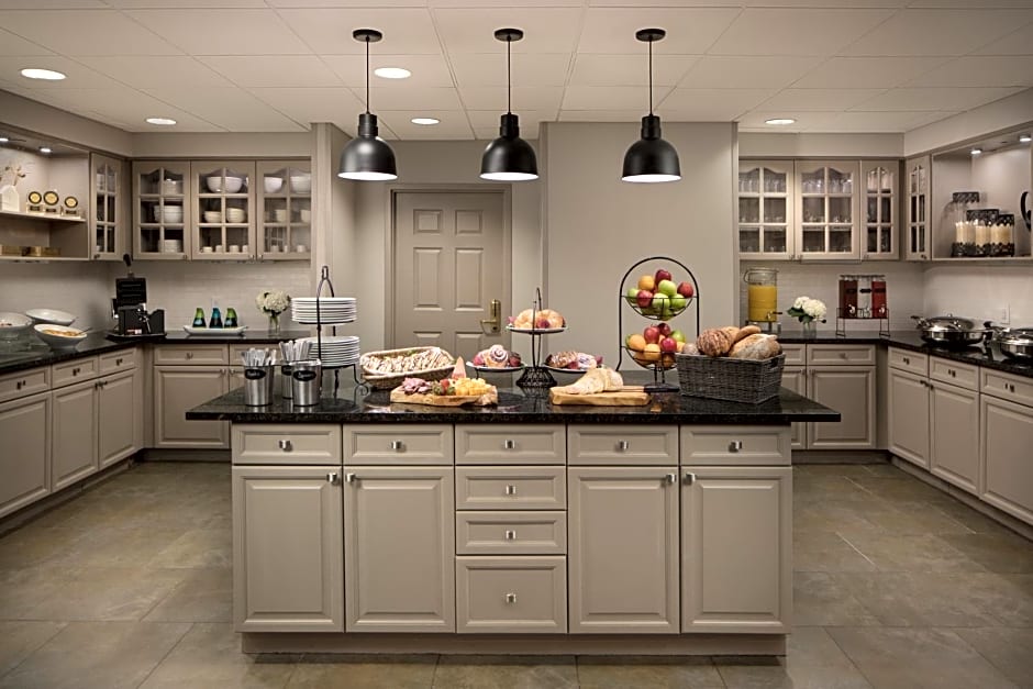 Homewood Suites by Hilton Lubbock