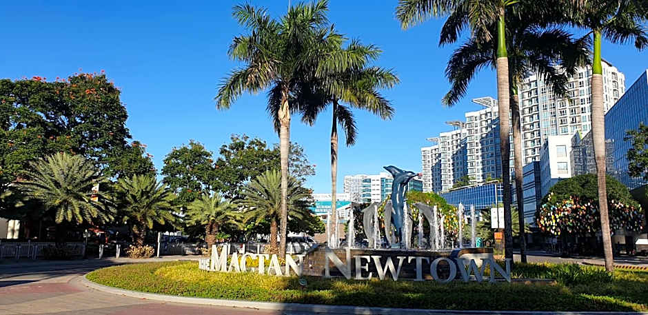 Mactan Newtown with Sun Set and Garden View