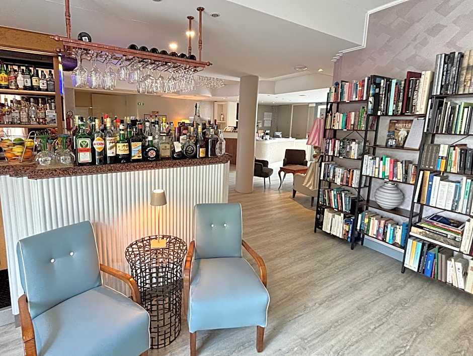 Hotel Alfieri by International