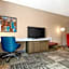 Hilton Garden Inn Oconomowoc