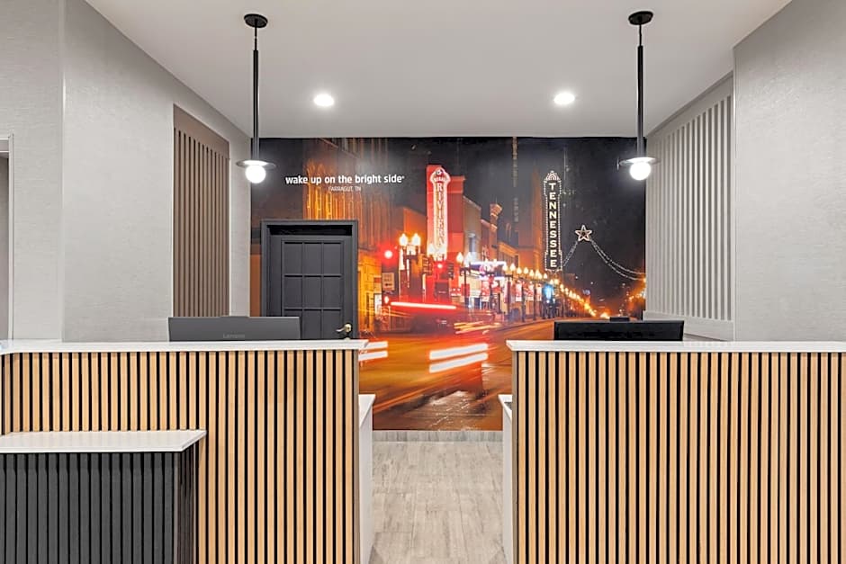La Quinta Inn & Suites by Wyndam Knoxville West