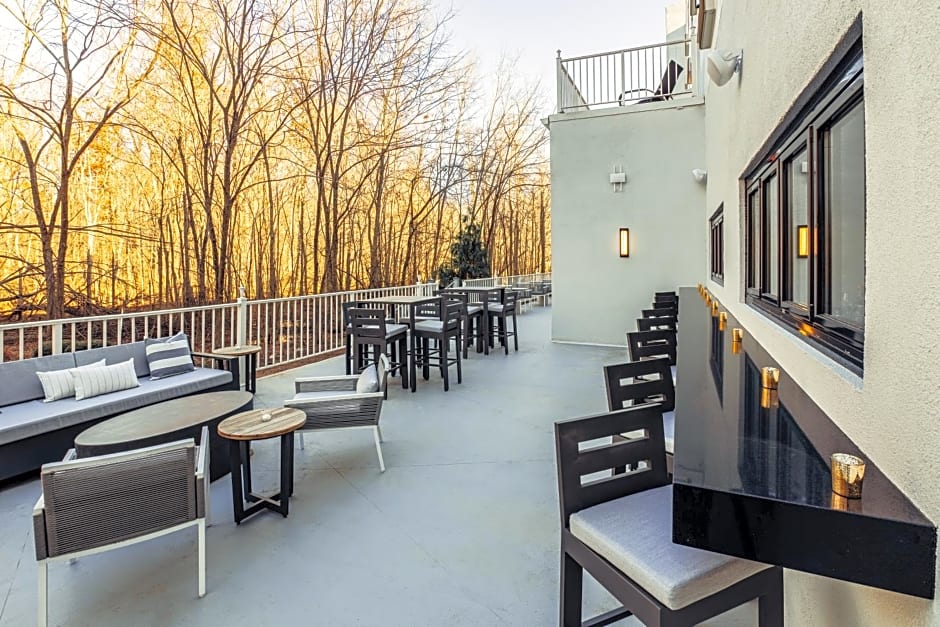 Somerset Hills Hotel, Tapestry Collection by Hilton