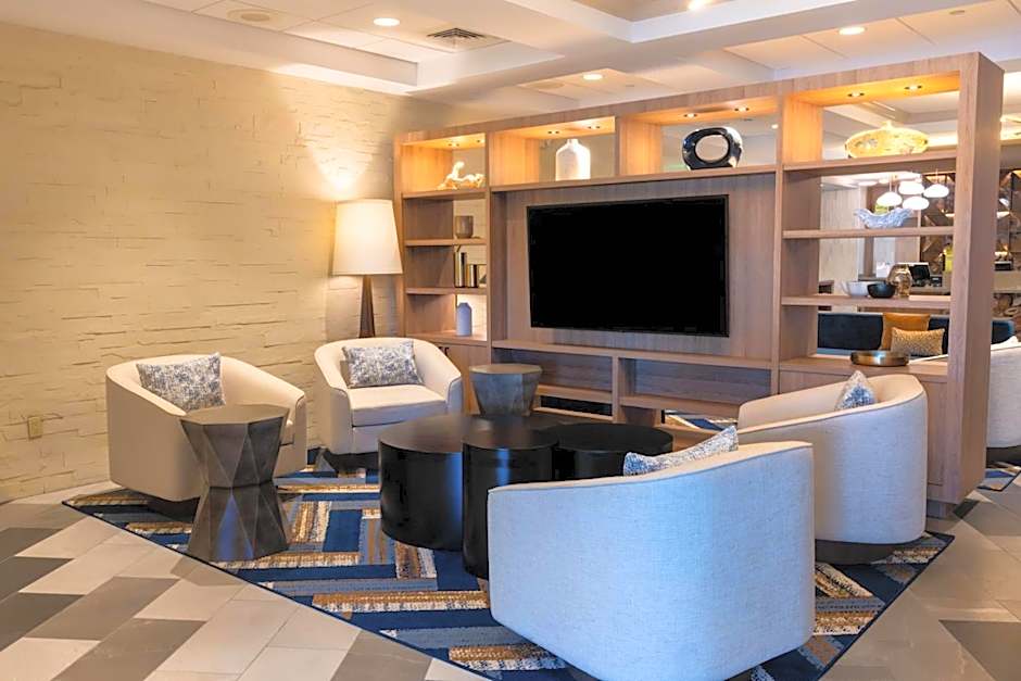 DoubleTree By Hilton Tinton Falls Eatontown