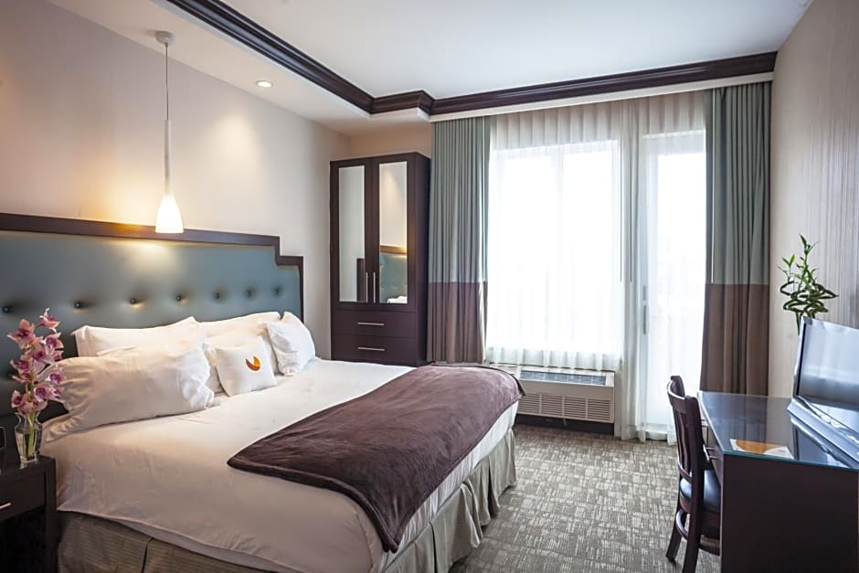 Aura Hotel Brooklyn