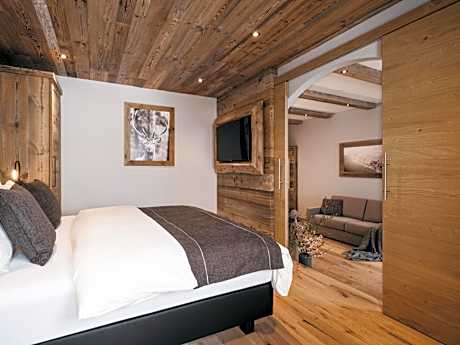 One Bedroom Suite Panorama