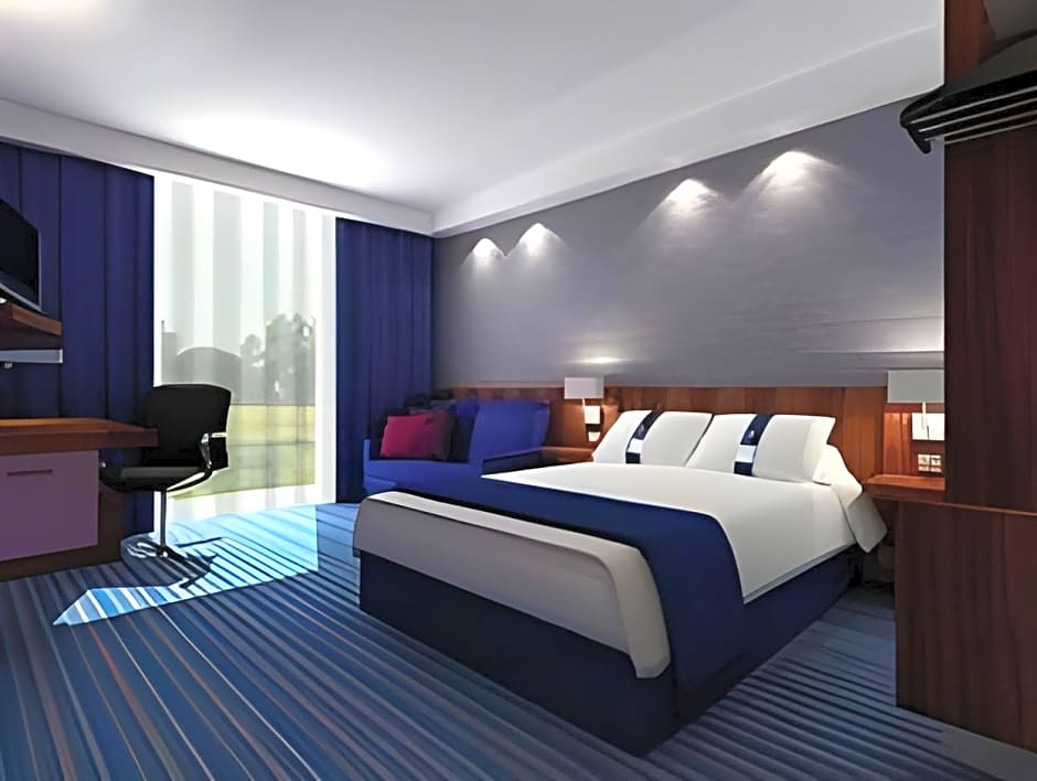 Holiday Inn Express Dunstable By IHG