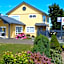 Monarch Motel