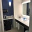 Holiday Inn Express & Suites Tracy By IHG