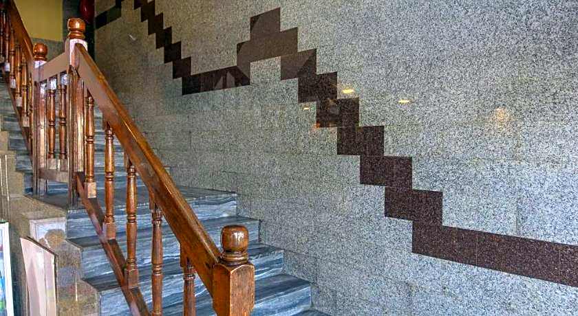 Hotel JC Grand Kodaikanal