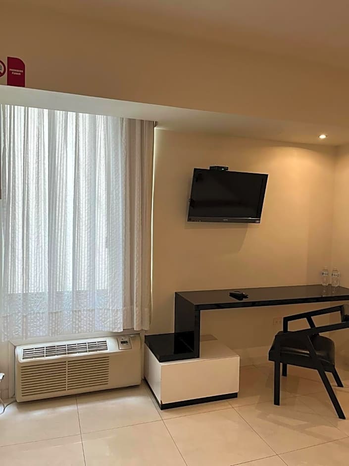 Zújmú Business Boutique Hotel