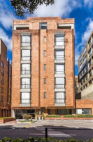 Travelers Fontana Plaza