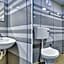 Super Hotel O Crystal Executive Suites
