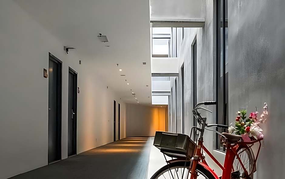 T+ PREMIUM HOTEL
