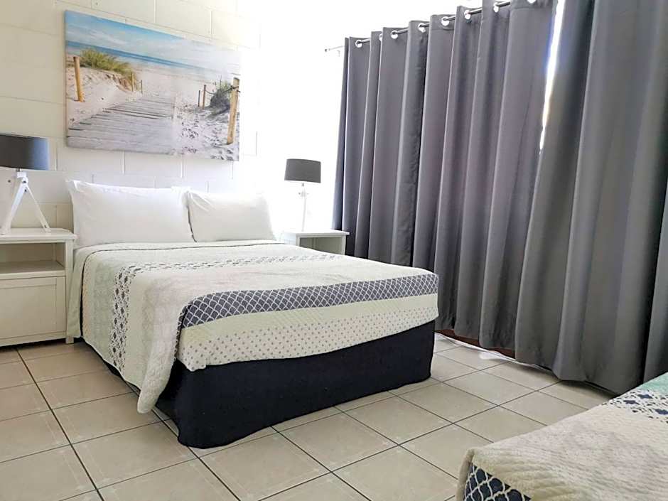 Palm Waters Holiday Villas