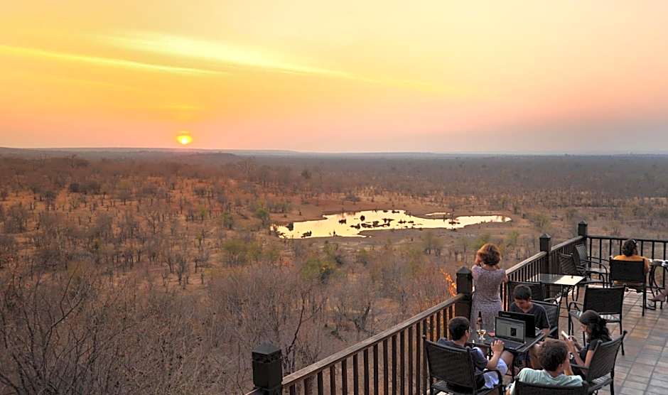 Victoria Falls Safari Lodge
