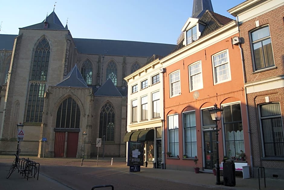 De Zevenster "gevestigd aan de winkelstraat"