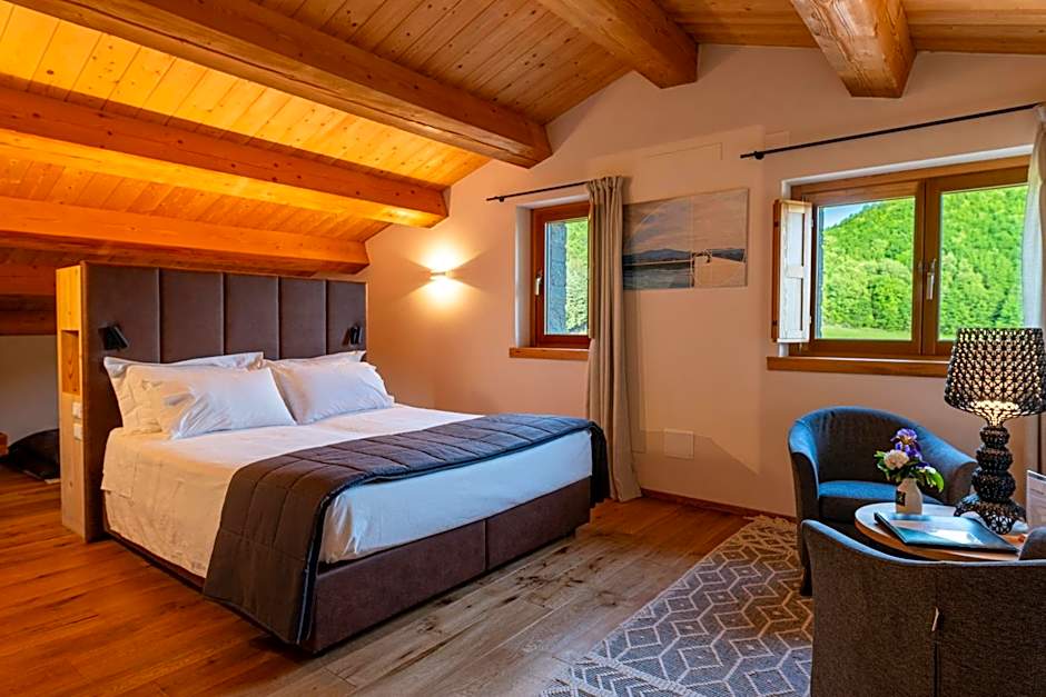 Aura Relais