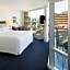 Sheraton Vancouver Wall Centre