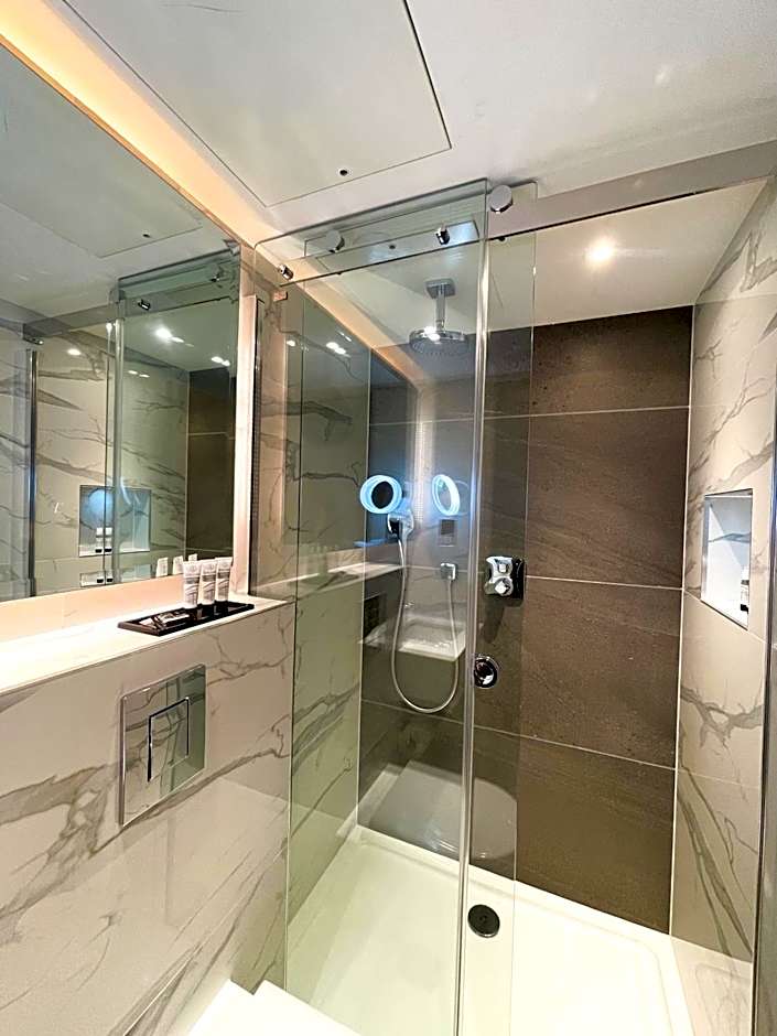 Merit Kensington Hotel