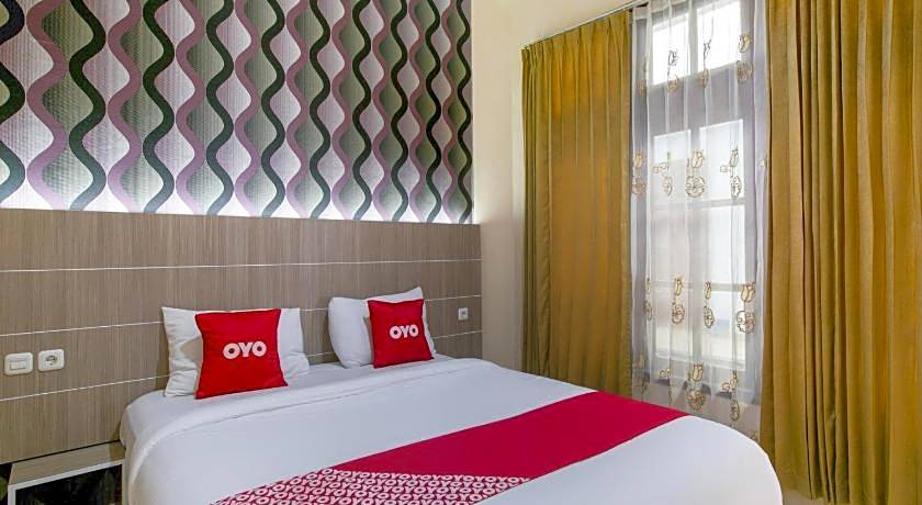 OYO 2320 Hotel Charvita