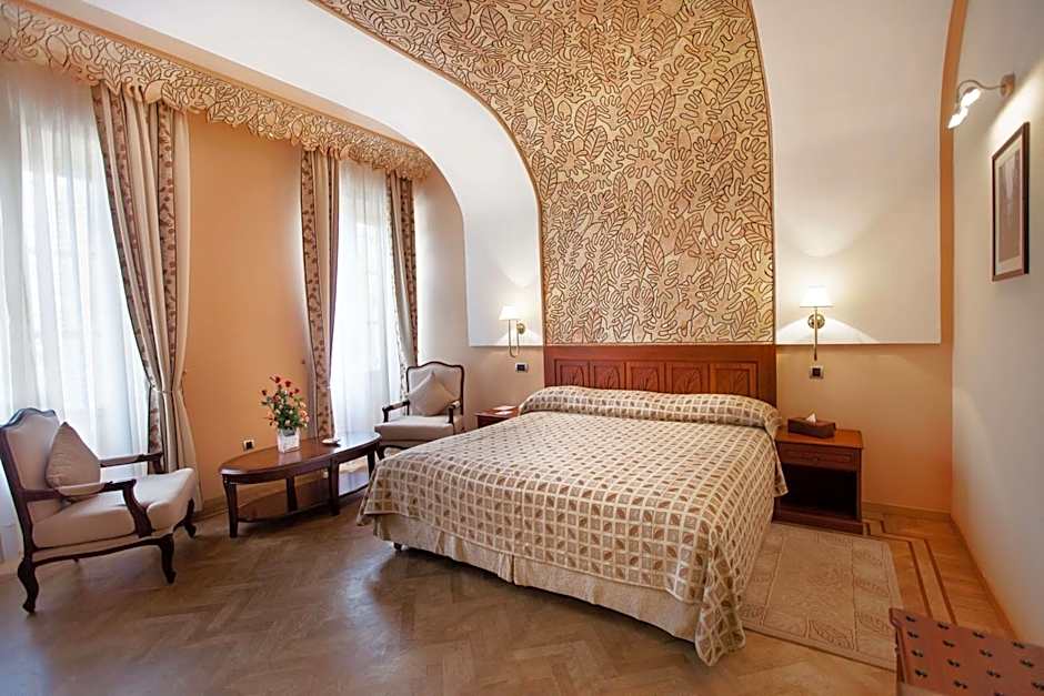 Grand Hotel Villa de France