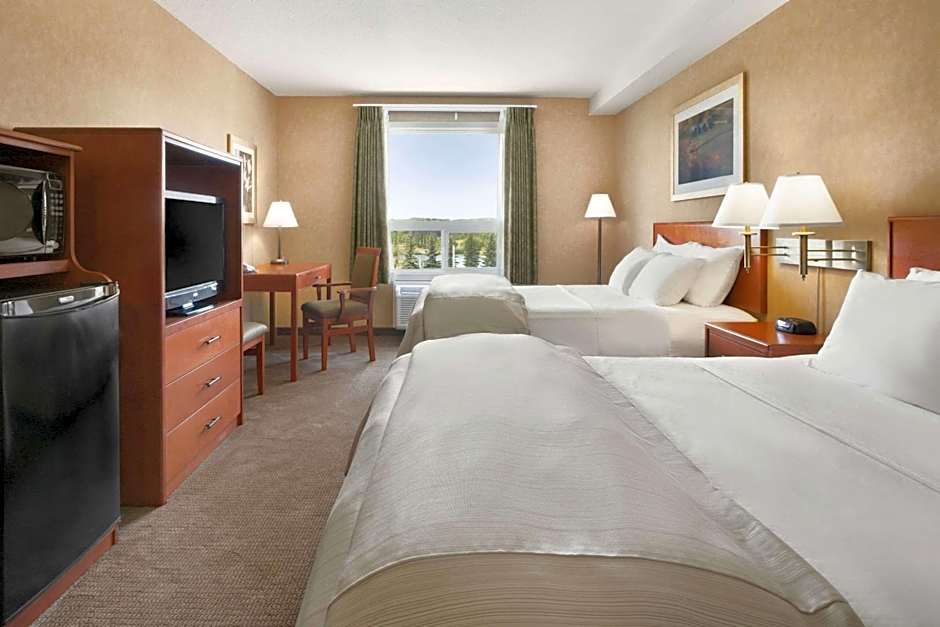 Days Inn & Suites by Wyndham Cochrane