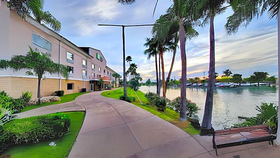 Holiday Inn Express Hotel and Suites Brownsville By IHG