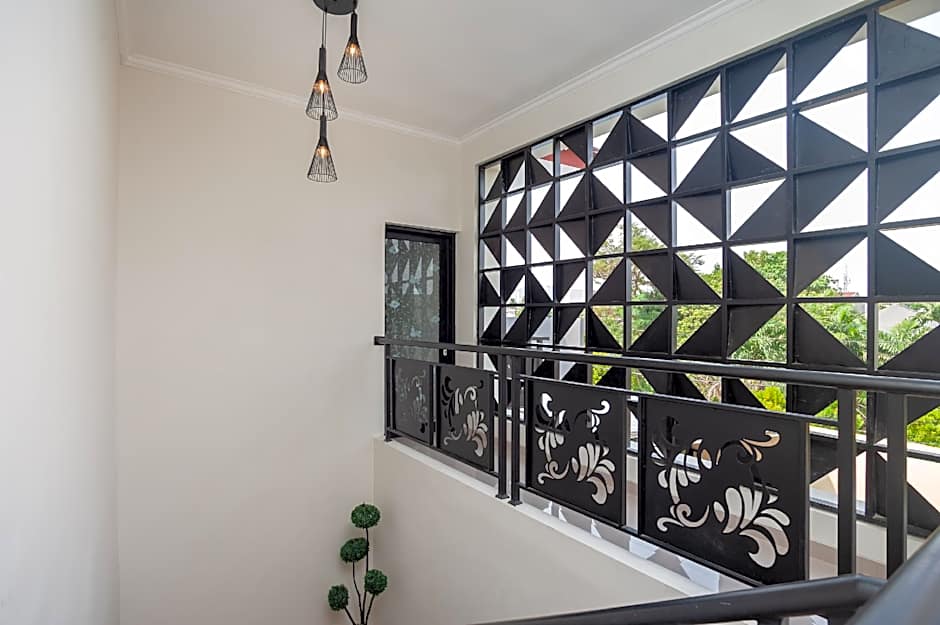 Hanna Residence near RSPI Puri Indah Mitra RedDoorz