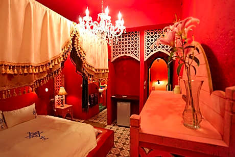 Red Double Room 4