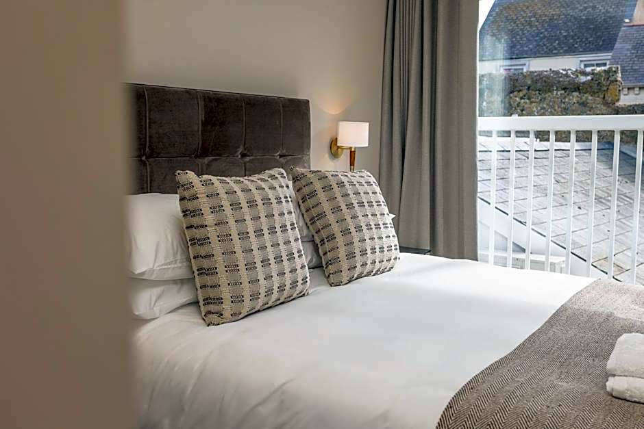 The Town Crier, Tenby