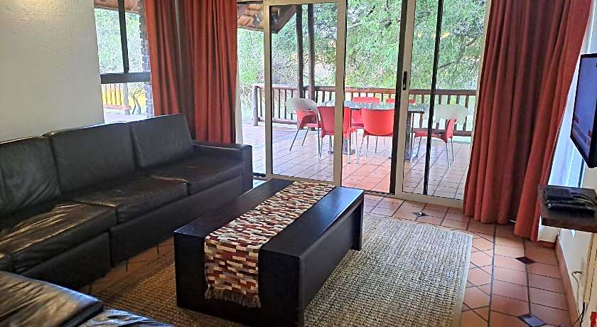 Ekuthuleni River Front Chalets