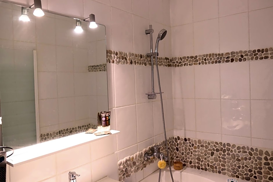 Chambre D'hotes Les Terrasses De Saint Clair – Sete, FL