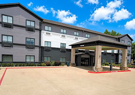 Grander Inn & Suites by IHG