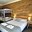 Deepwater Hotel