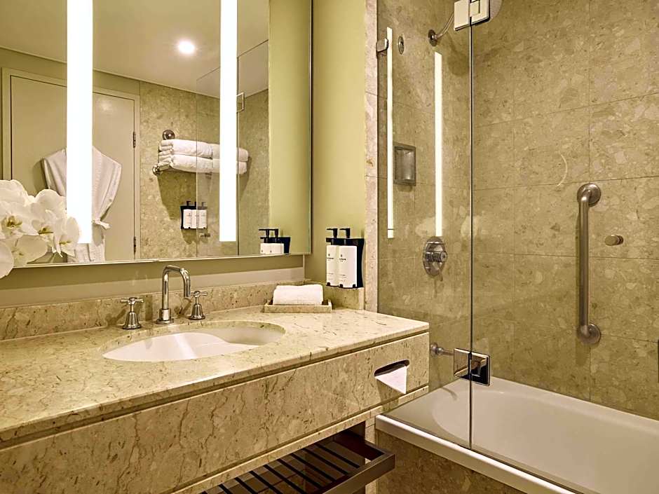 Sofitel Brisbane Central Hotel