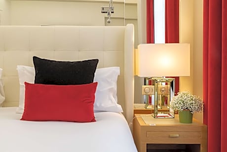 King Guest Room Balcony