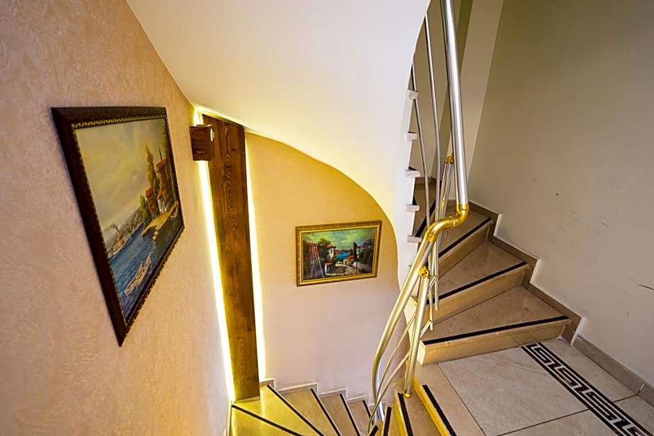 Harbour Suites Old City