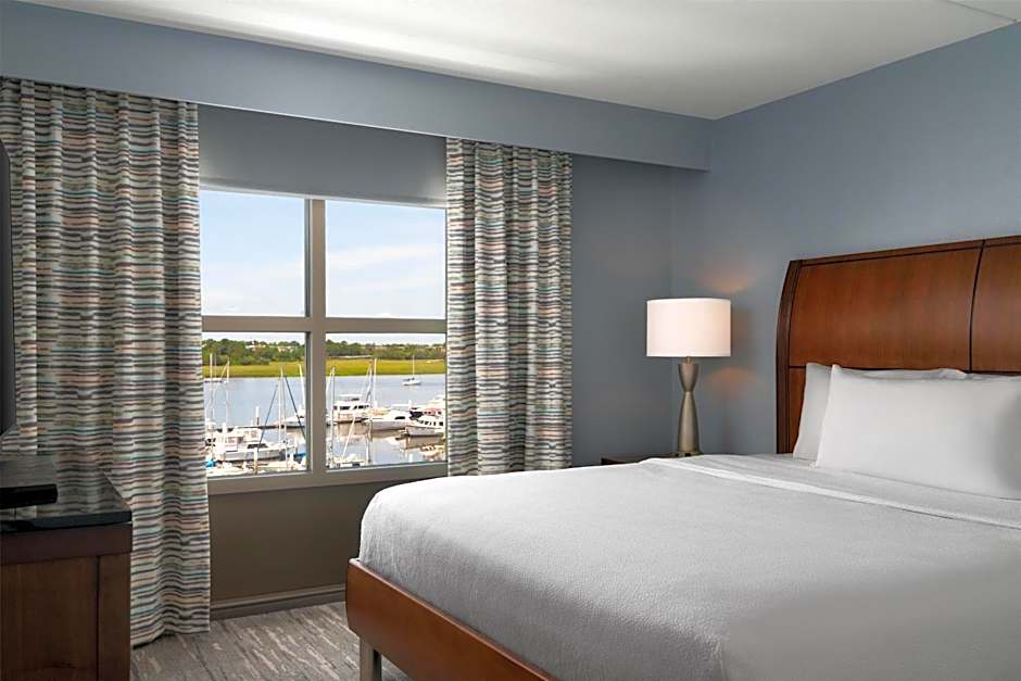 Hilton Garden Inn Charleston Waterfront/Downtown