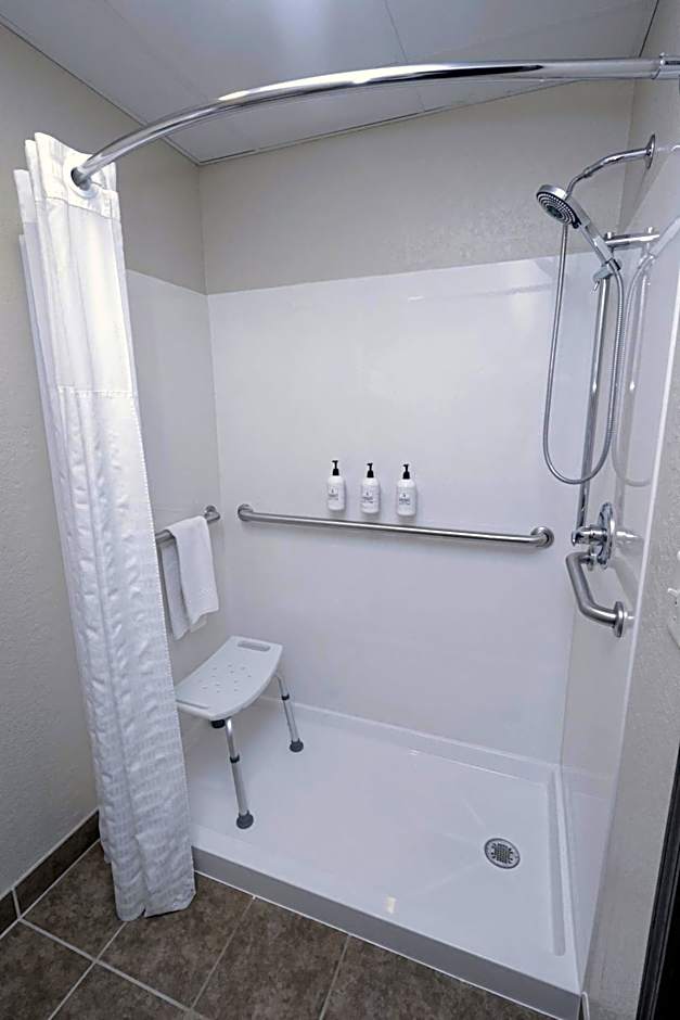 Cobblestone Inn & Suites - Maryville