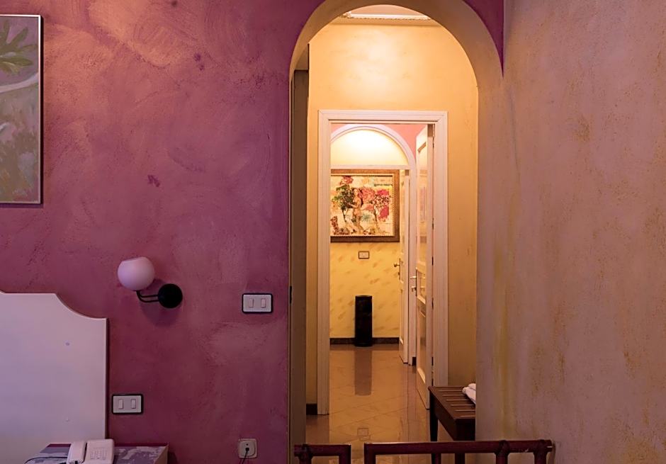 Hotel Joli
