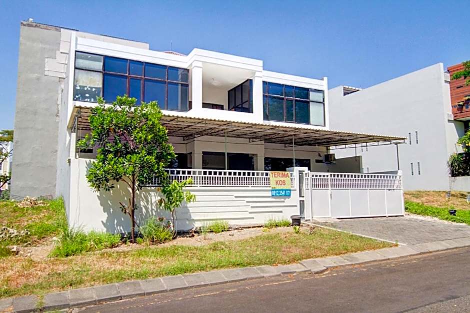 OYO Life 89990 Kost Waterfront 75 Sub