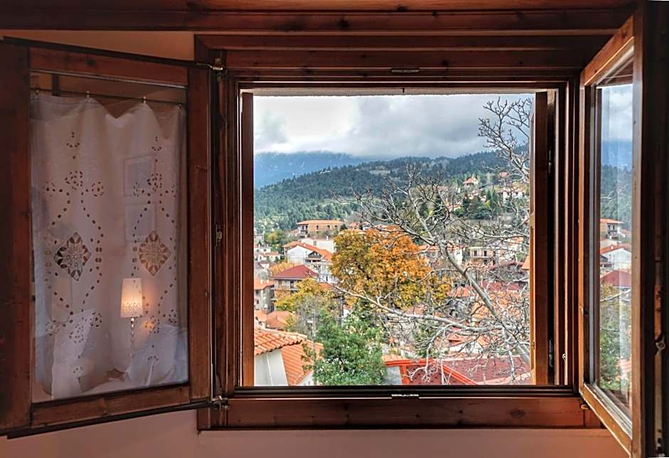 To Balkoni tis Agorianis