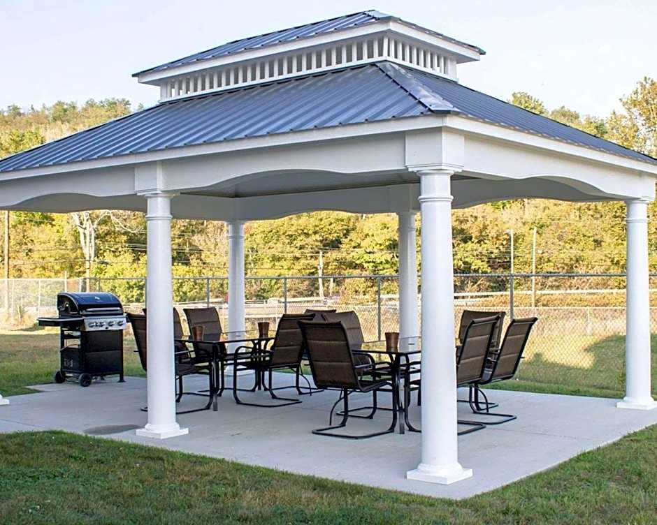 Sleep Inn & Suites Moundsville - Wheeling