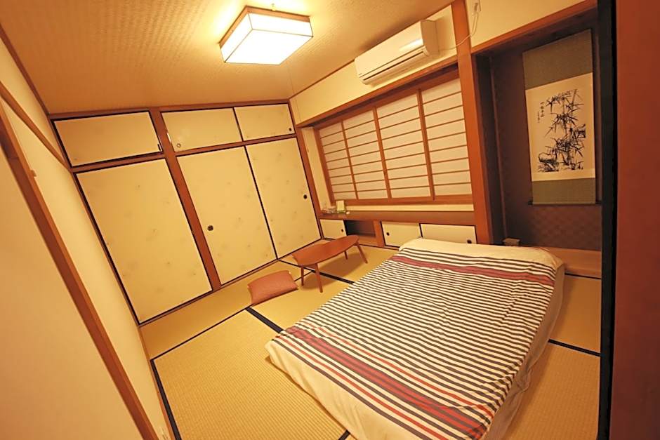 Kinkaku