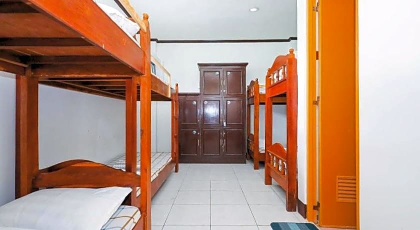 Mayon Backpackers Hostel