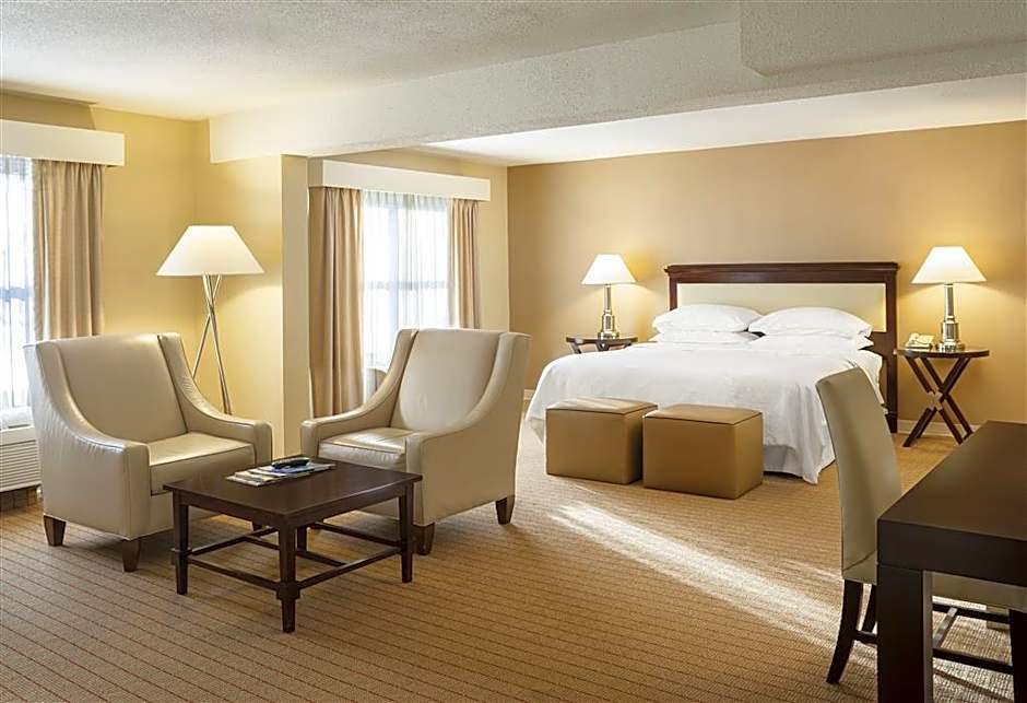 Wyndham Providence Airport