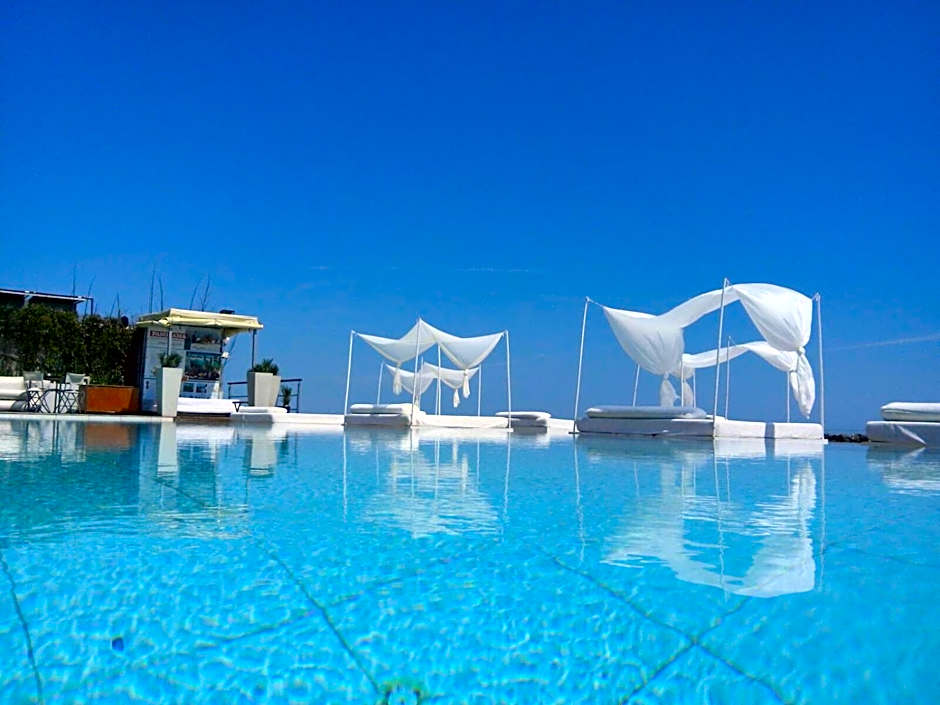 Vistamare Suite