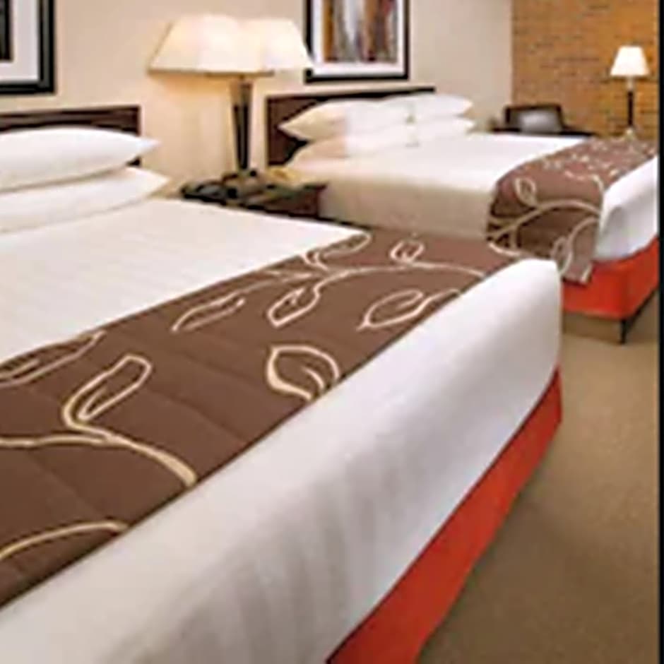 Hotel Lotus Kansas City Merriam