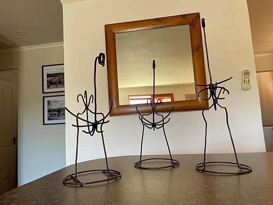 Klein Karoo Game Lodge